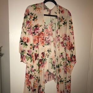 Urban Outfitters Floral Kimono